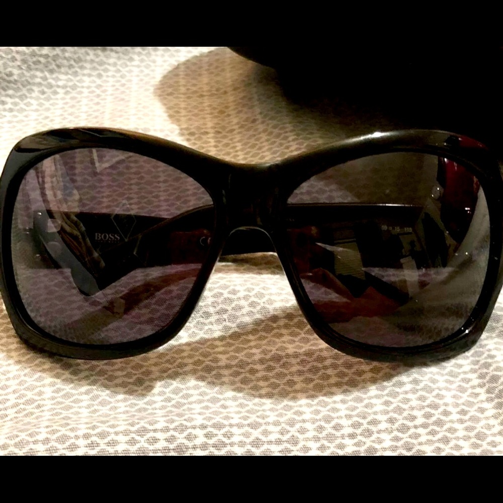 Womens Hugo Boss sunglasses.